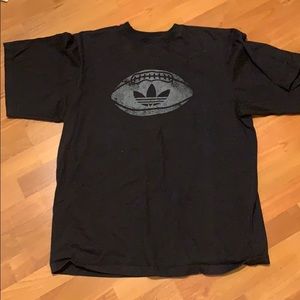 Black adidas t shirt